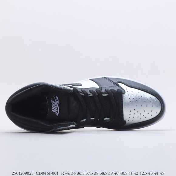 Air Jordan 1 High OG WMNS “Silver Toe main image 8